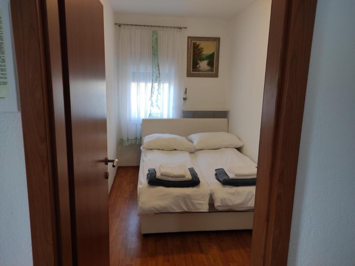 Apartment Joy II シベニク エクステリア 写真